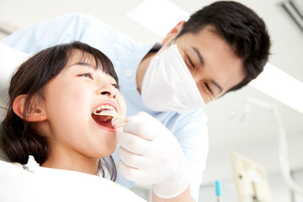 【歯列矯正を行うタイミングはいつがベスト？】